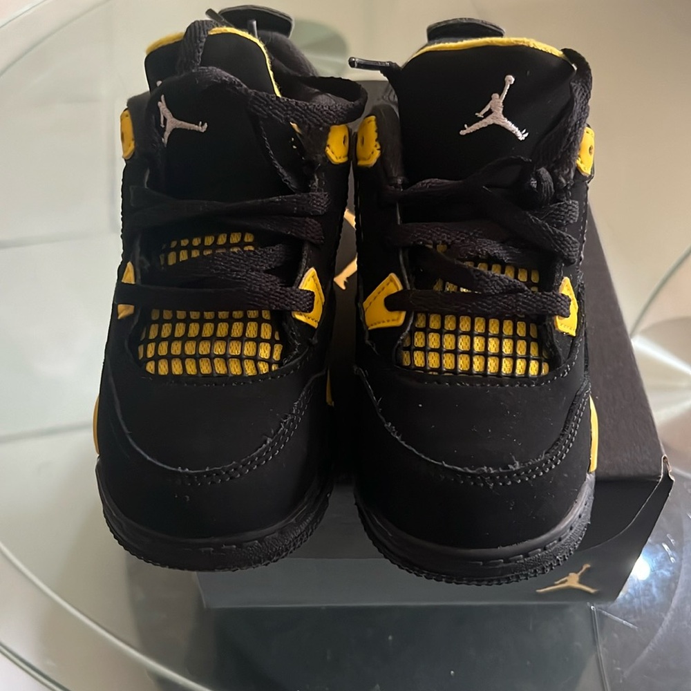 Jordan 4 retro